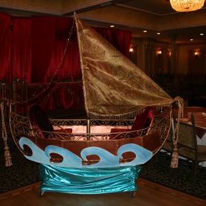 Large Ship Carriage